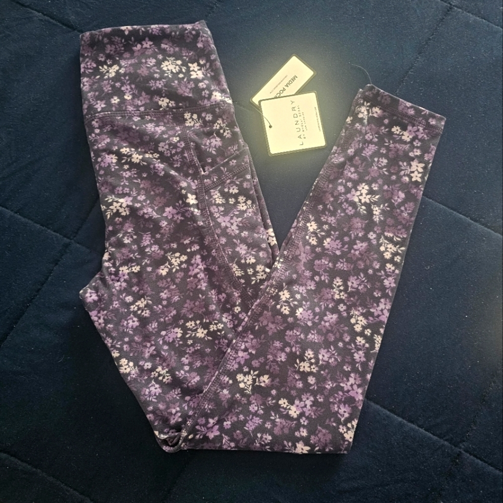 New w/tags Laundry by Shelli Segal Floral Capri Leggings Size S
